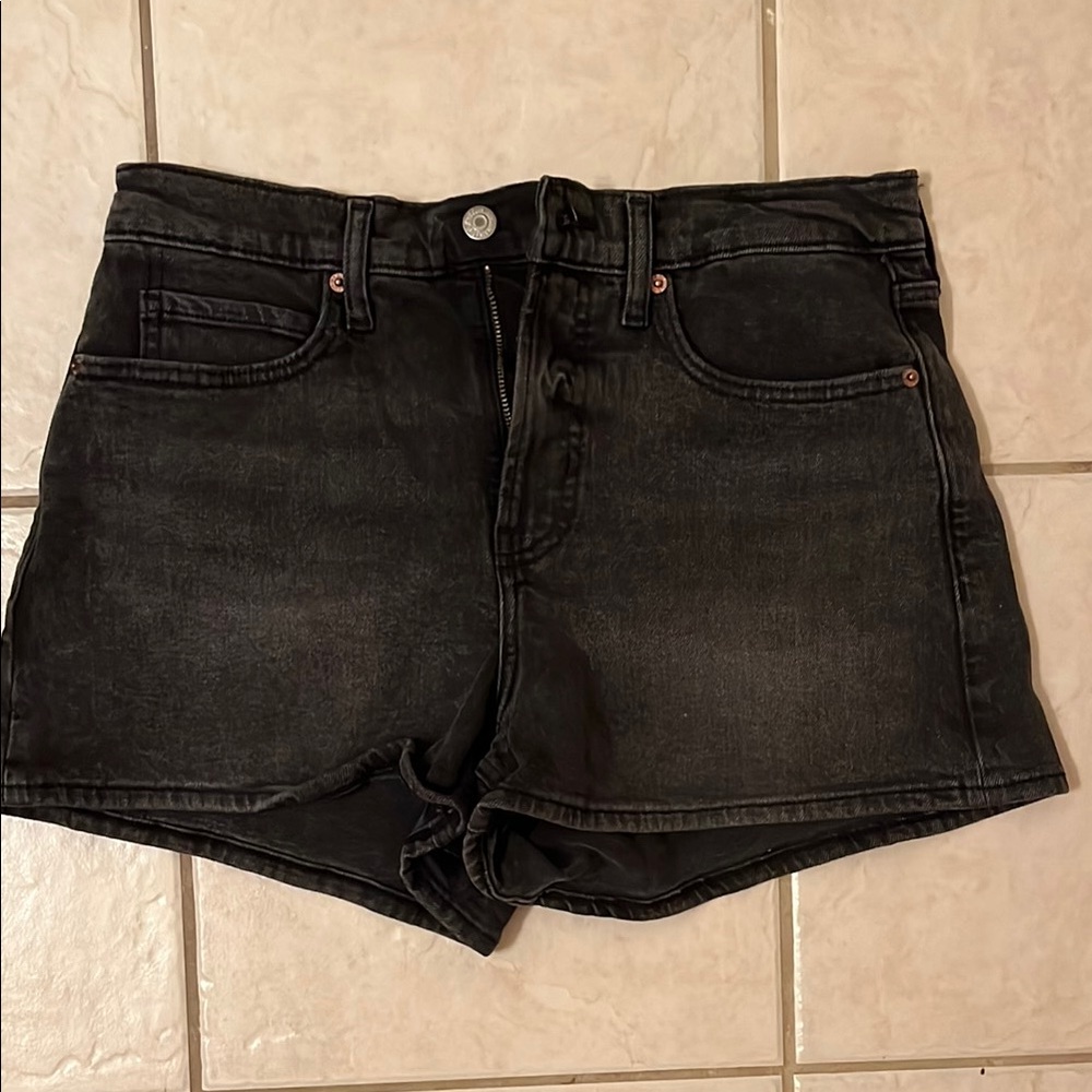 Old navy higher high rise sky hi a line Black Denim Women's Shorts